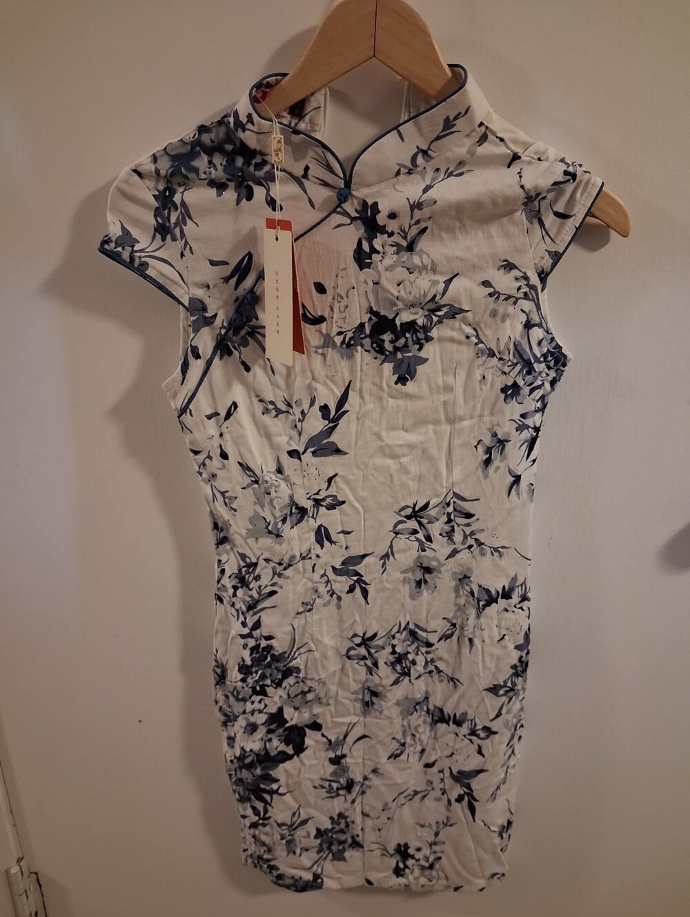 Chinese Traditional Qipao Dress Size MEDIUM